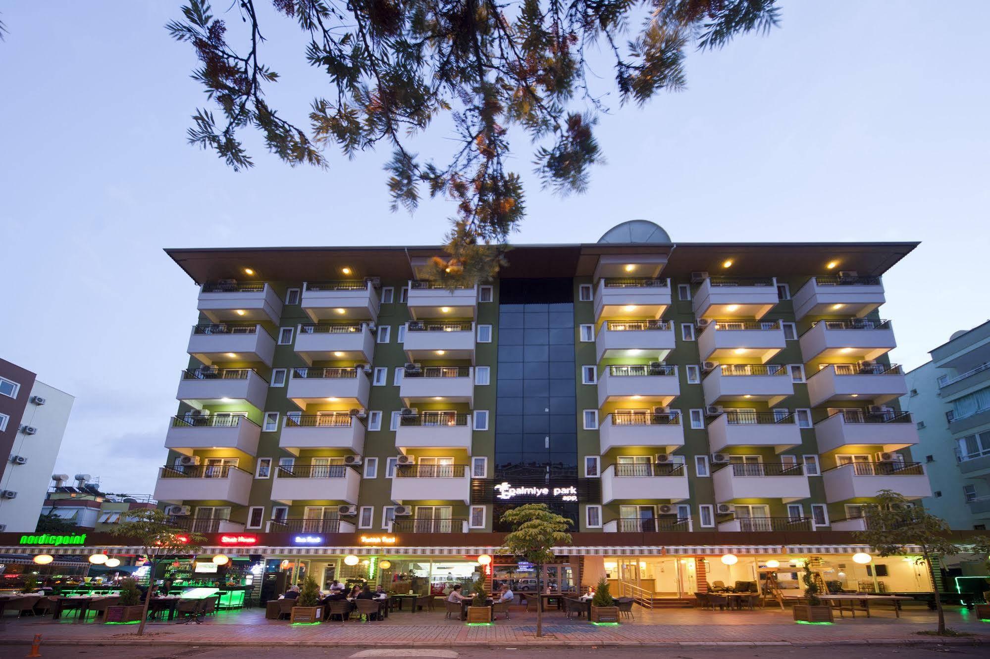 Palmiye Park 3*