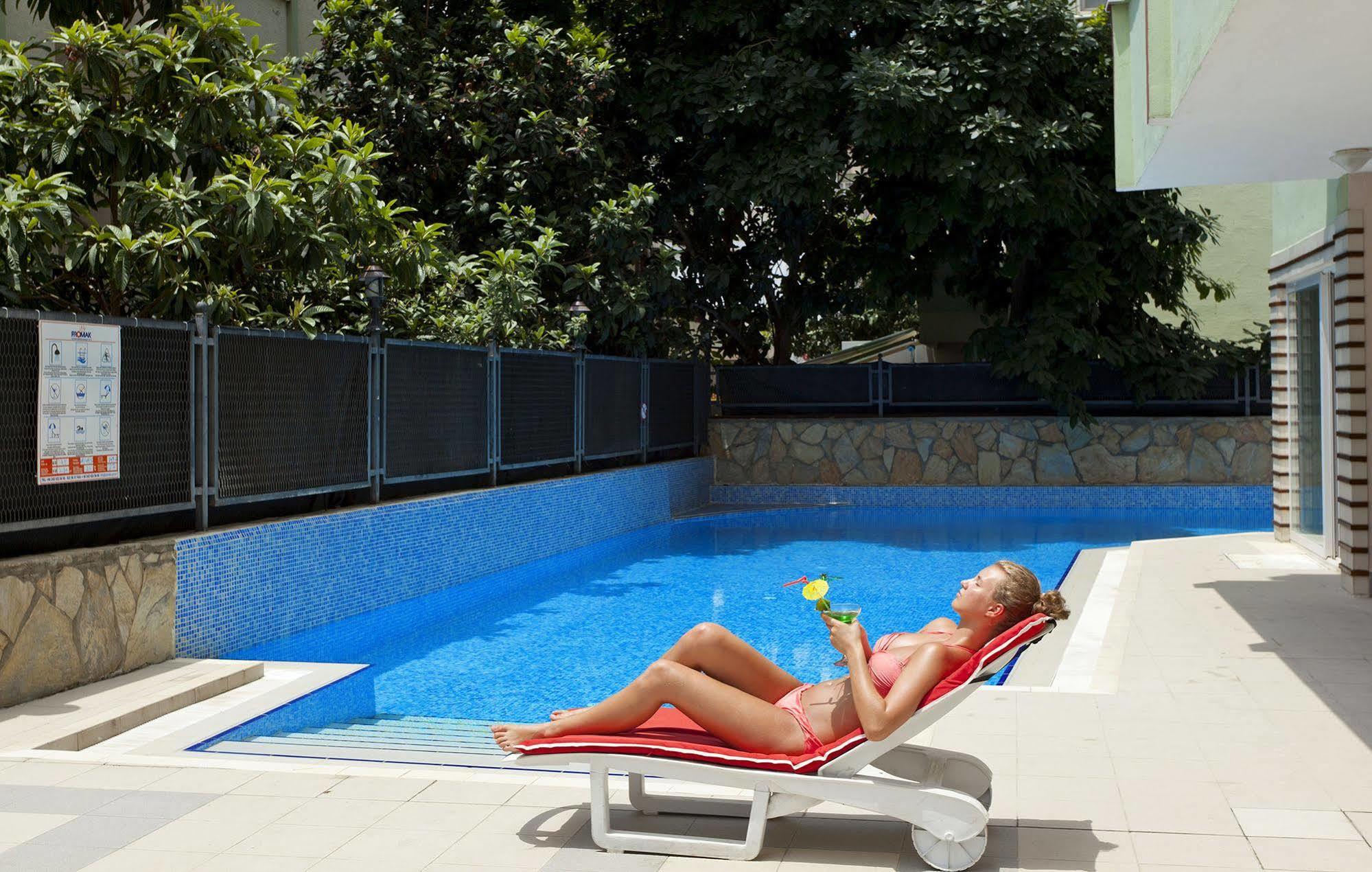 Apart Otel Palmiye Park 3*